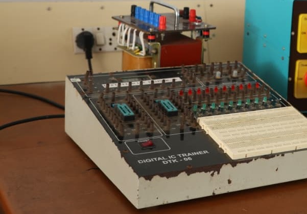 Digital and Embedded Systems Lab