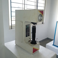 Rockwell Hardness Testing Machine